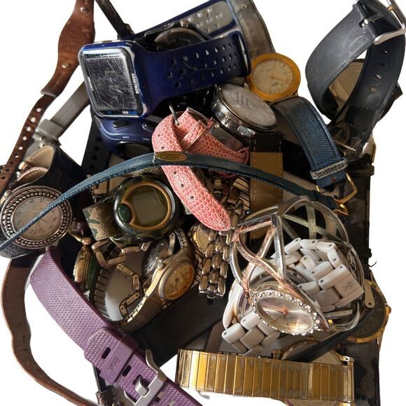 2 POUNDS Broken / Damaged WATCHES Lot / Repair Parts‎ / Junk / Pre-Owned Watches - Picture 3 of 7